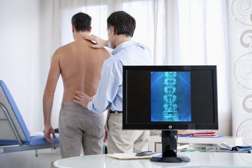 If your lower back hurts for 2-3 days, this is a reason to make an appointment to see a specialist.